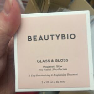 BeautyBio Glass & Gloss Megawatt Glow Moisturizer - Pink